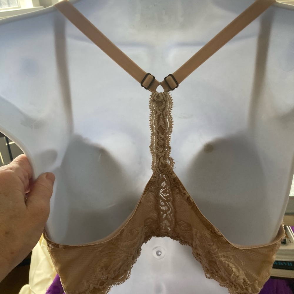 Natori bra with beautiful lace back